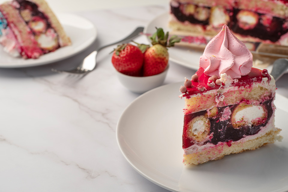 Cream Cake Training from Scratch: Ingredients, Essential Tools, and Basic Tips 3 10